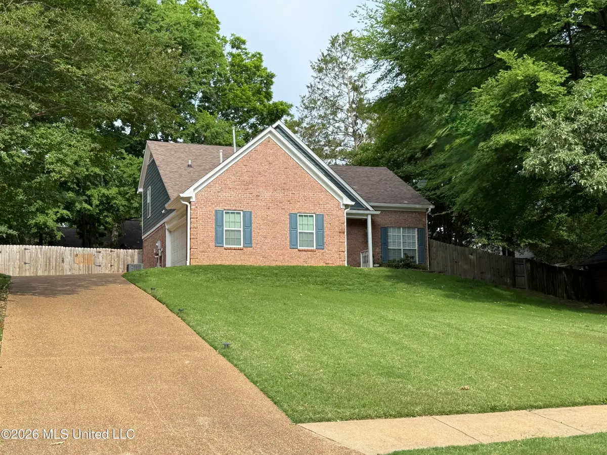 5881 Morganton Drive, Olive Branch, MS 38654 - #1