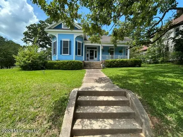 430 3rd Street, McComb, MS 39648