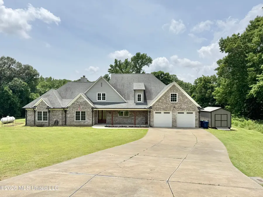 4065 Misty Oaks Cove, Nesbit, MS 38651 - #2
