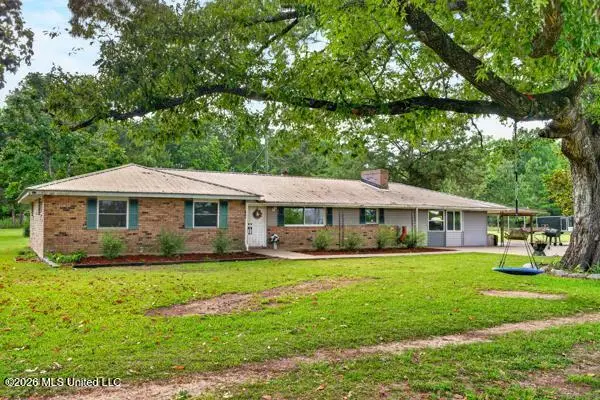 631 Red Hill Church Road, Lumberton, MS 39455