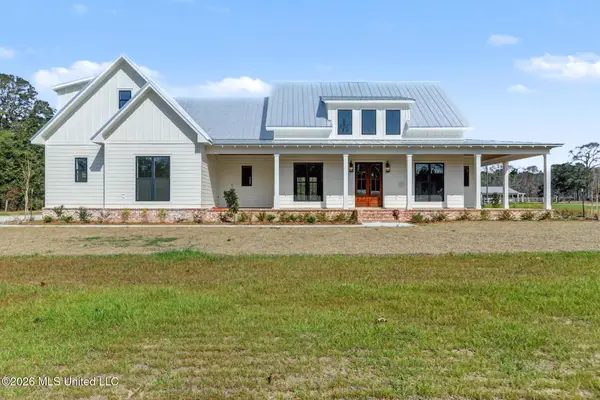 2713 Island Branch Road, Vancleave, MS 39565