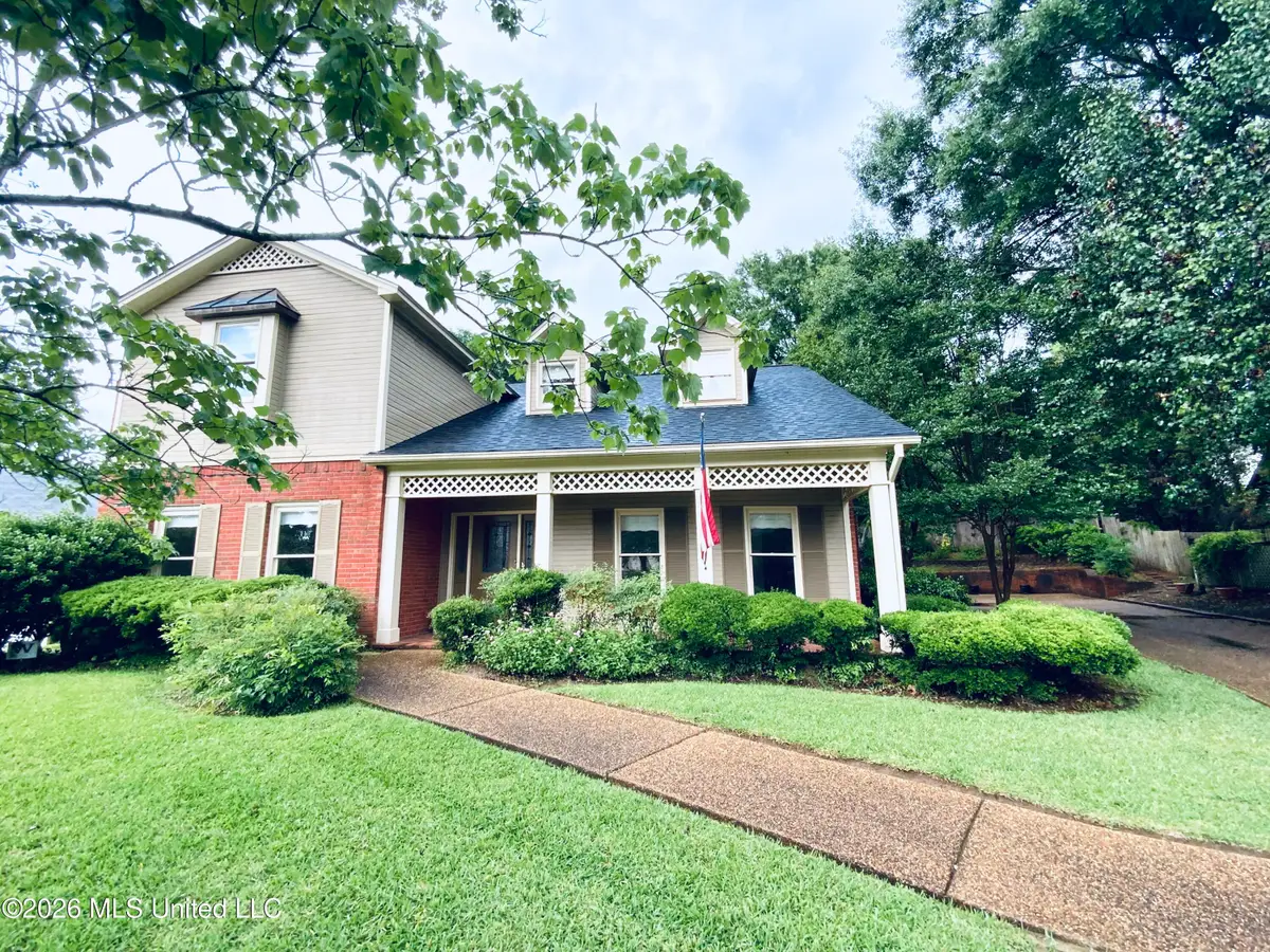 62 N Crownpointe Drive, Jackson, MS 39211 - #1