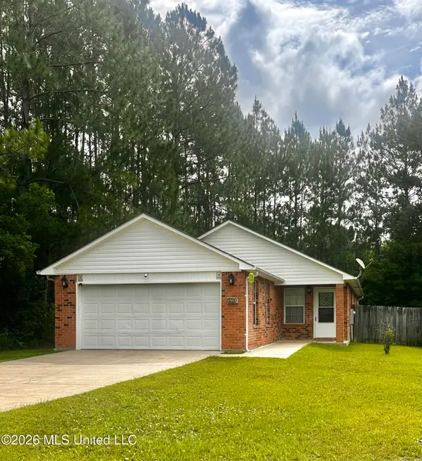 8204 Exchange Street, Gautier, MS 39553