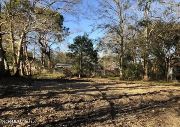 2305 Taylor Avenue, Pascagoula, MS 39567