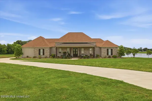 109 Hannalea Place, Flora, MS 39071