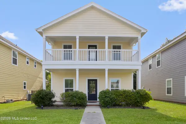 8 Sweetgrass Lane, Ocean Springs, MS 39564