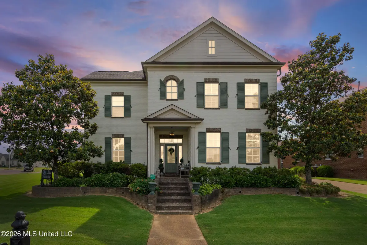 3111 W Beauvoir Place, Hernando, MS 38632 - #1
