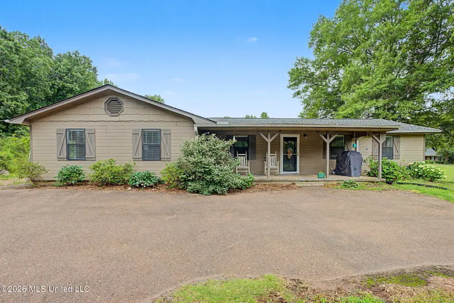 282 Wallace Drive, Coldwater, MS 38618 - #2