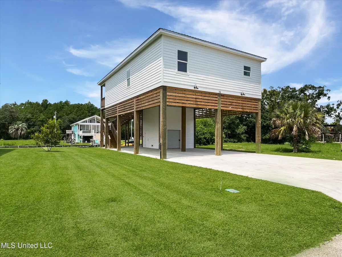 56 Good Street, Bay Saint Louis, MS 39520 - #1