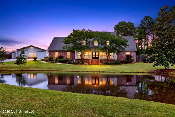 14228 Woodland Hills Drive, Biloxi, MS 39532