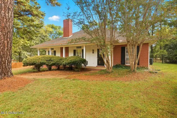 25 Moss Woods Cove, Madison, MS 39110