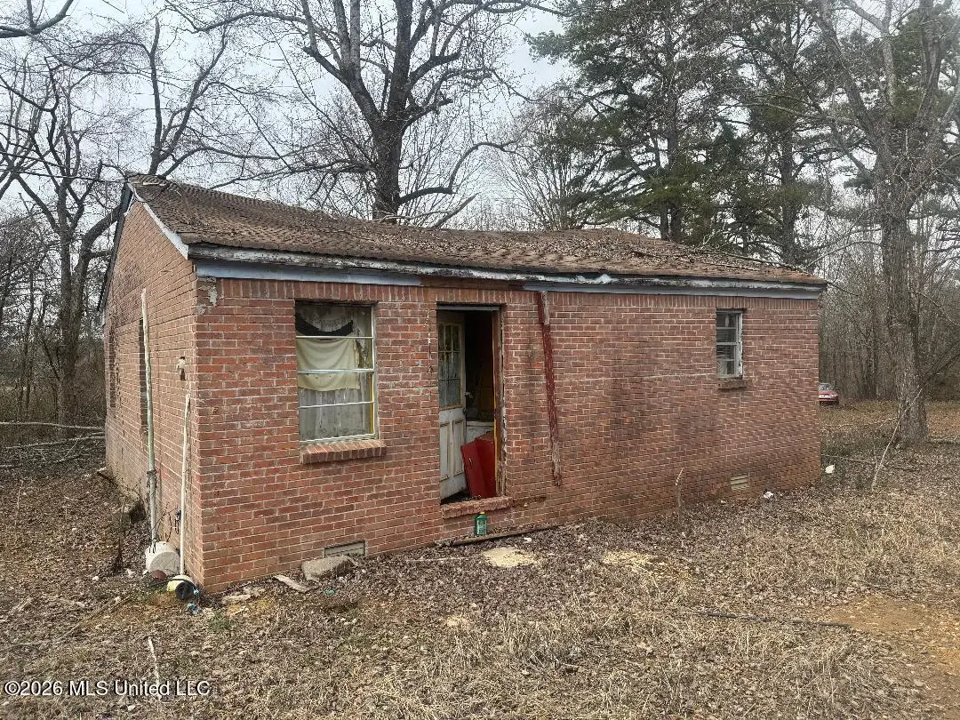 1761 S Old Hwy 7, Holly Springs, MS 38635 - #1