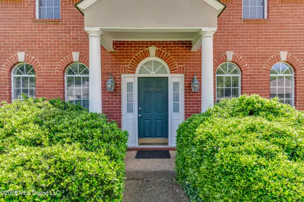 103 Somerset Cove, Madison, MS 39110