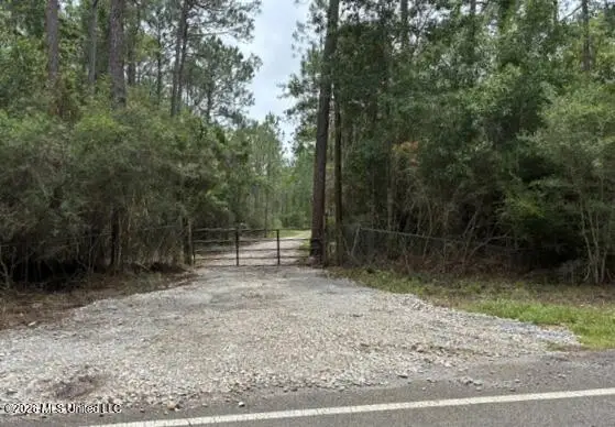Parcel 2 Menge Avenue, Pass Christian, MS 39571
