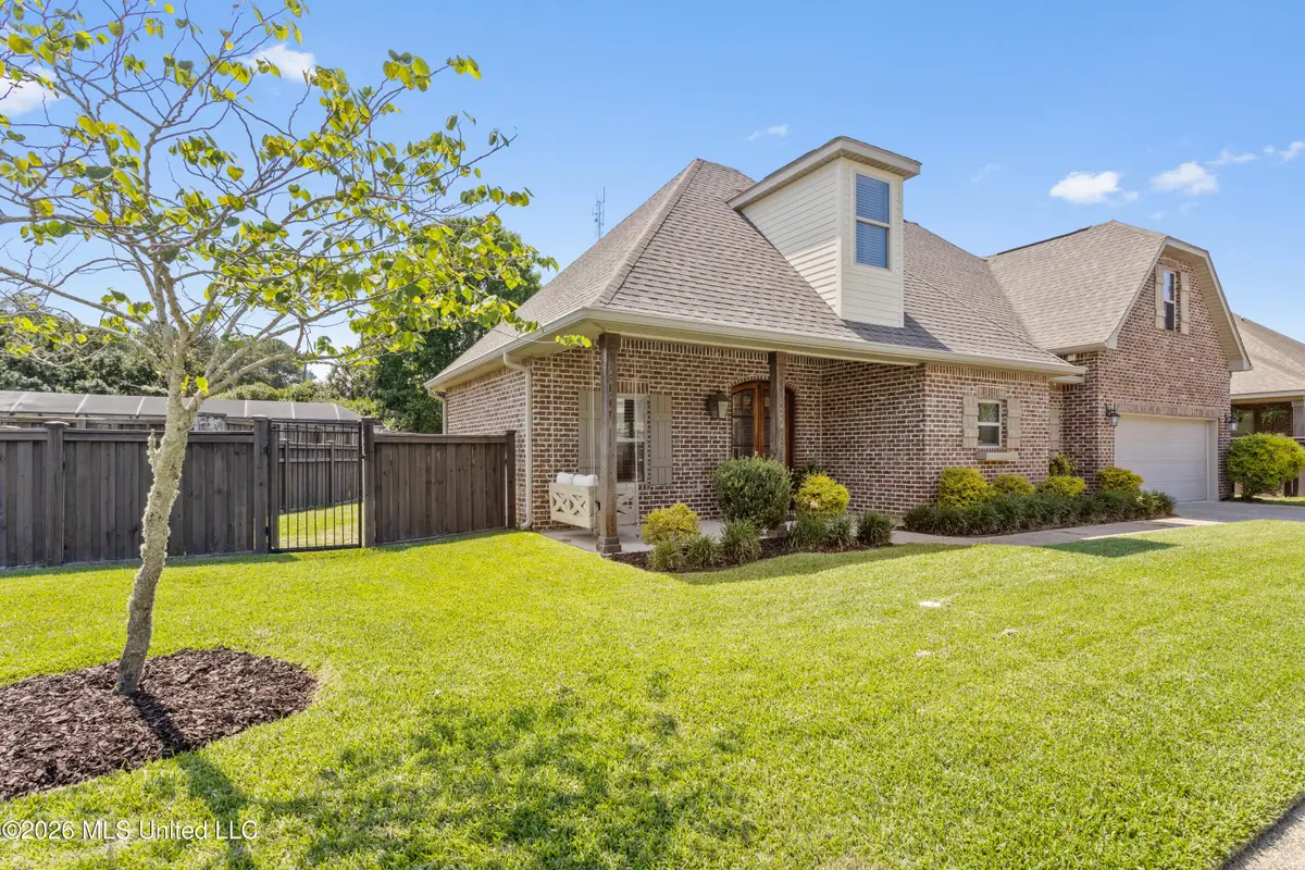 3813 Acadian Village Drive, Ocean Springs, MS 39564 - #1