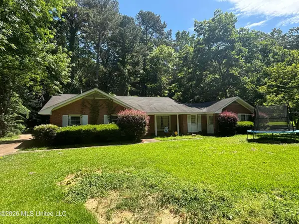 706 Park Circle, Columbus, MS 39701