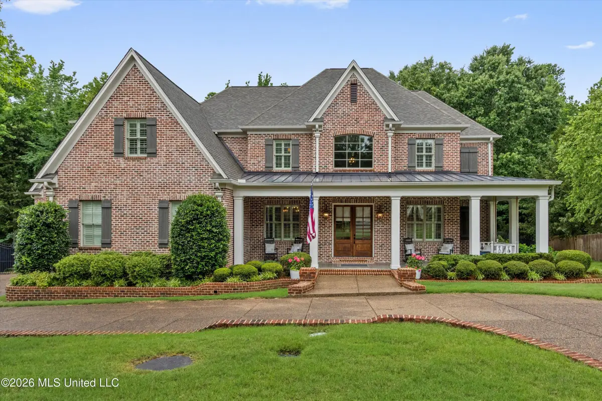 13833 Valley Oaks Drive, Olive Branch, MS 38654 - #1
