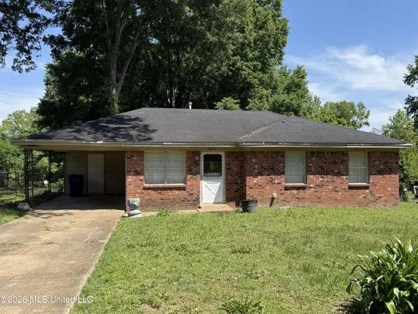 5696 Ashford Drive, Horn Lake, MS 38637