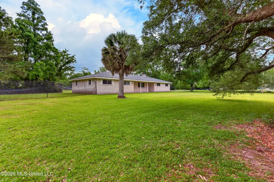 8374 Lakeshore Road, Bay Saint Louis, MS 39520 - #3