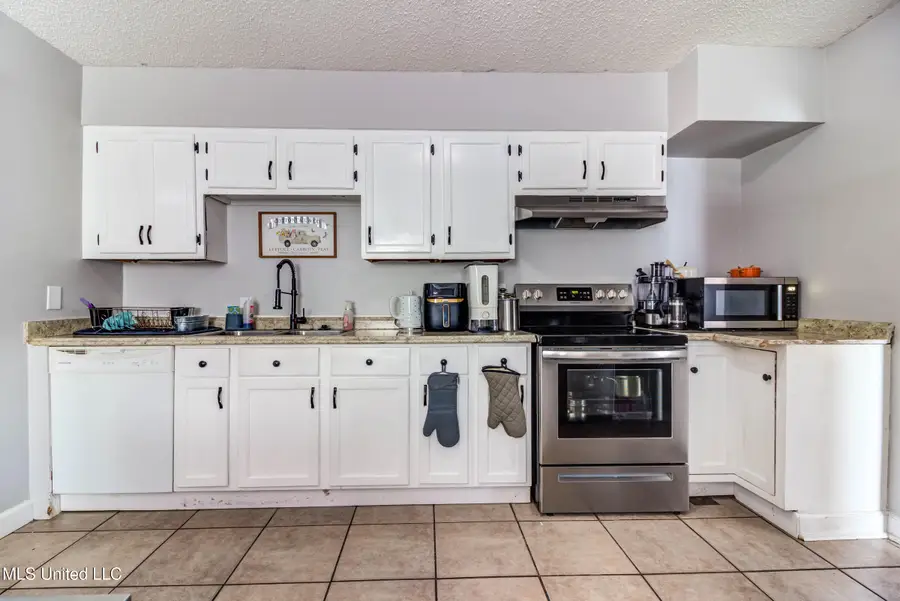 79 Holly Circle, Gulfport, MS 39501 - #3