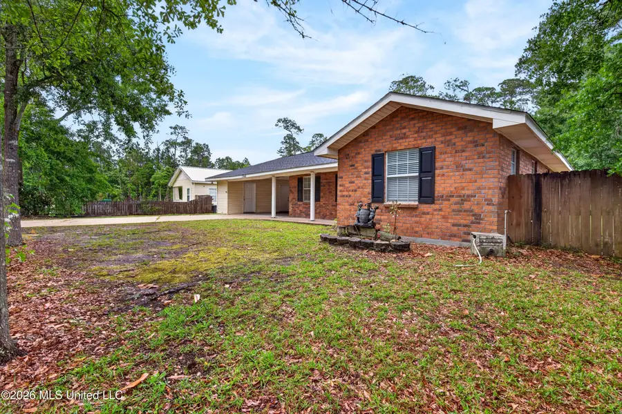 1540 Waveland Avenue, Waveland, MS 39576 - #3