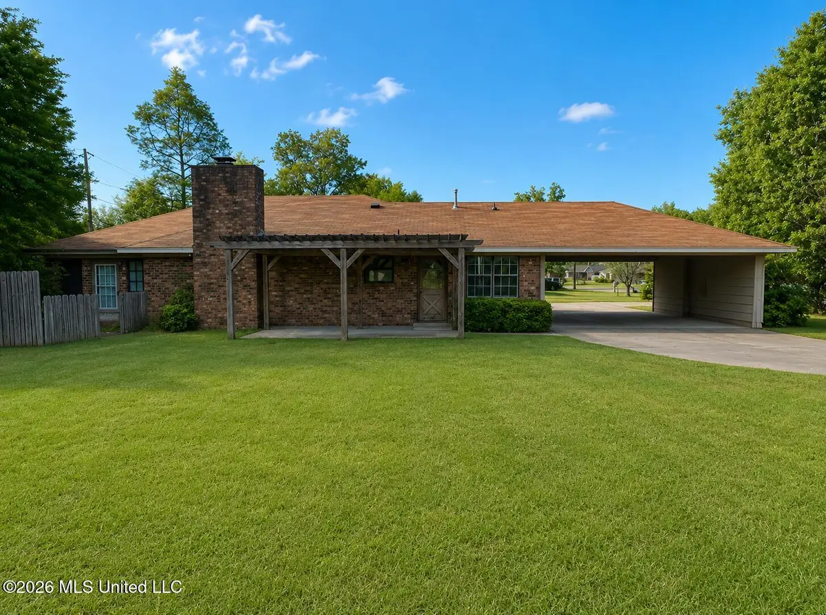 901 Tuckaho Drive, Columbus, MS 39702 - #1