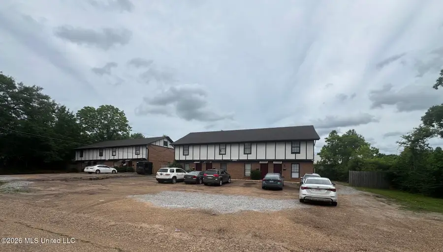 4882 S Mcraven Road, Jackson, MS 39204 - #2