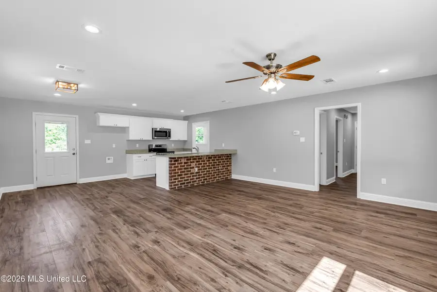 22020 Road 372, Kiln, MS 39556 - #2