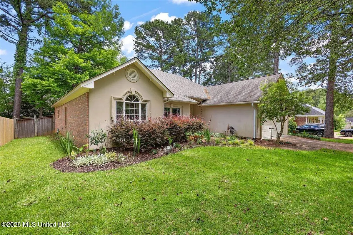 455 Shadowood Drive, Ridgeland, MS 39157 - #1