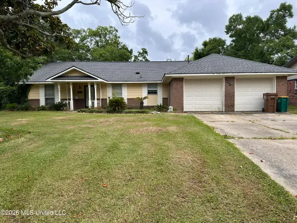 2124 Baywood Drive, Biloxi, MS 39532