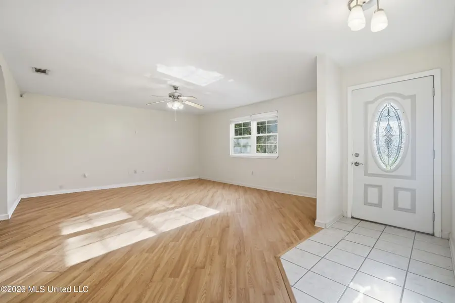867 1/2 Washington Street, Bay Saint Louis, MS 39520 - #3