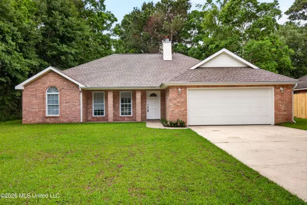 8913 Marina Avenue, Ocean Springs, MS 39564
