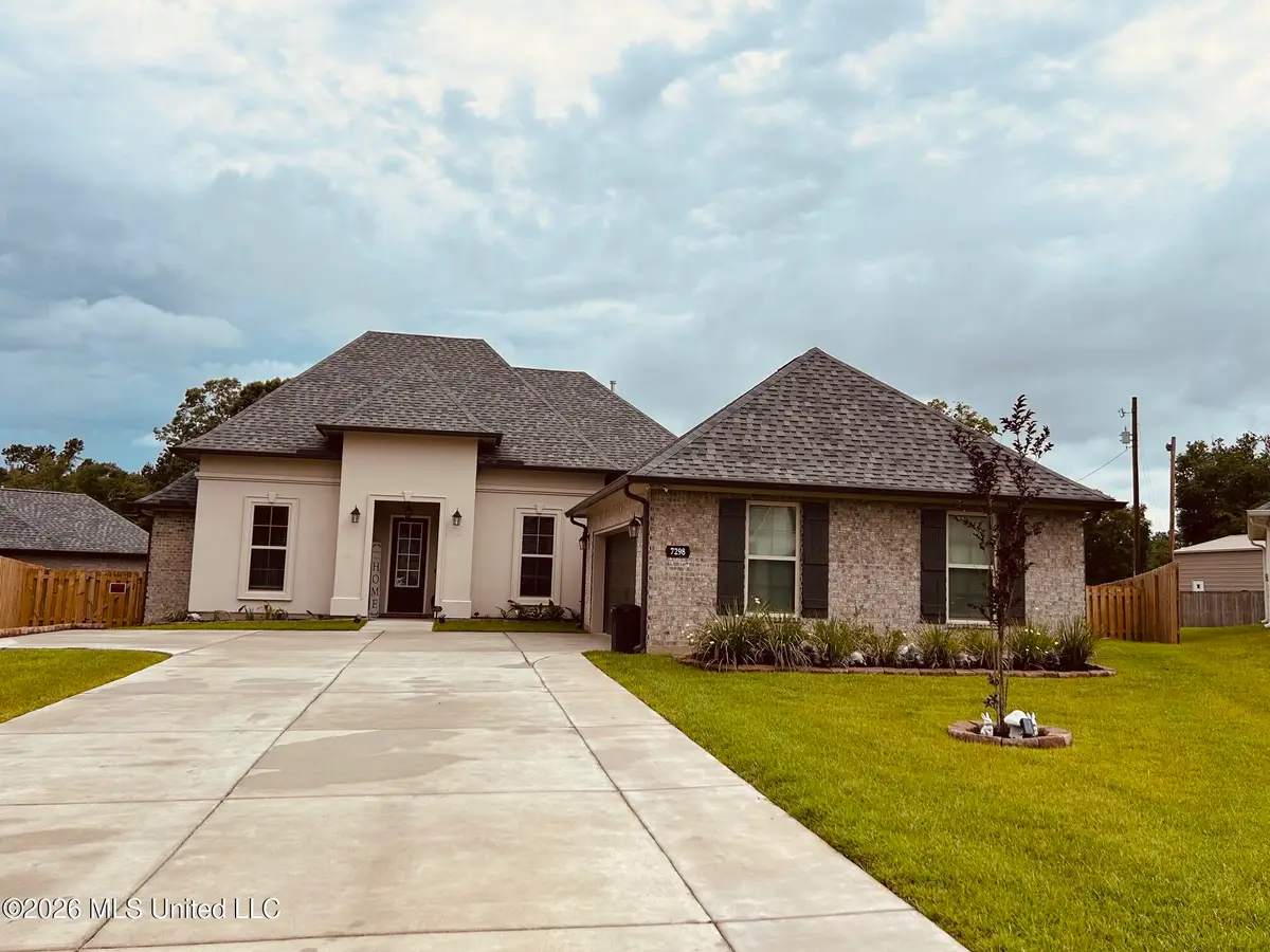 7298 S Aberdeen Drive, Pass Christian, MS 39571 - #1