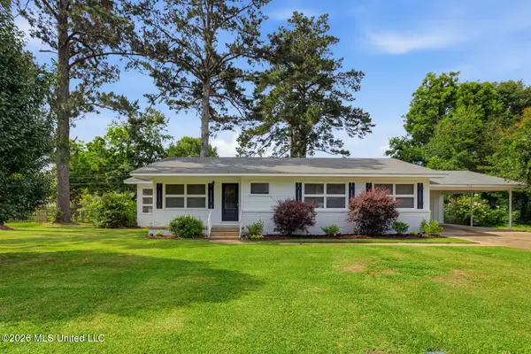 912 Lee Avenue, Crystal Springs, MS 39059