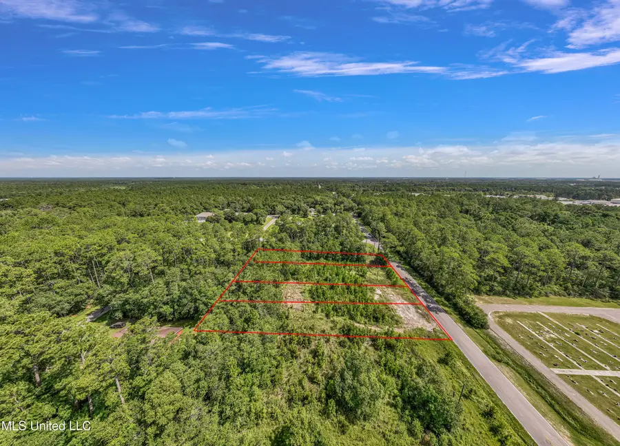 3009 39th Avenue, Gulfport, MS 39501 - #3
