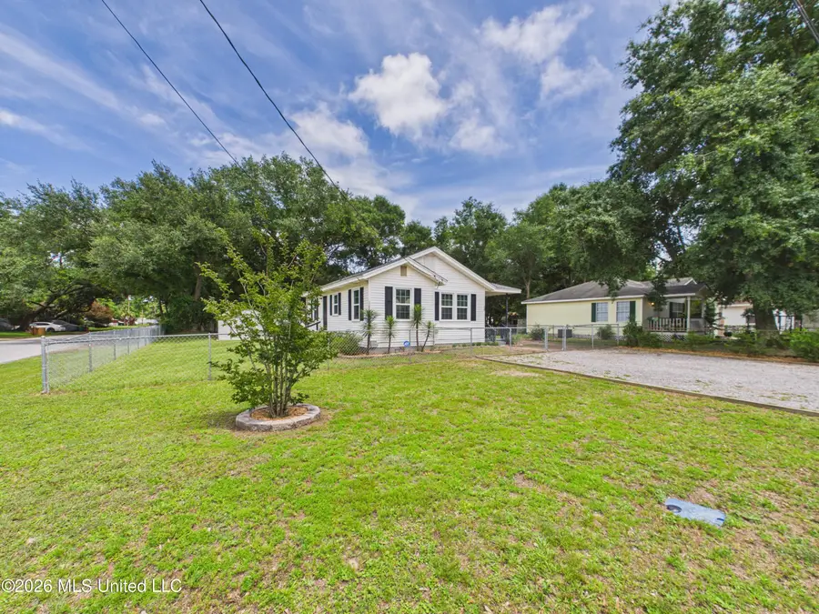 180 Iris Street, Biloxi, MS 39531 - #3