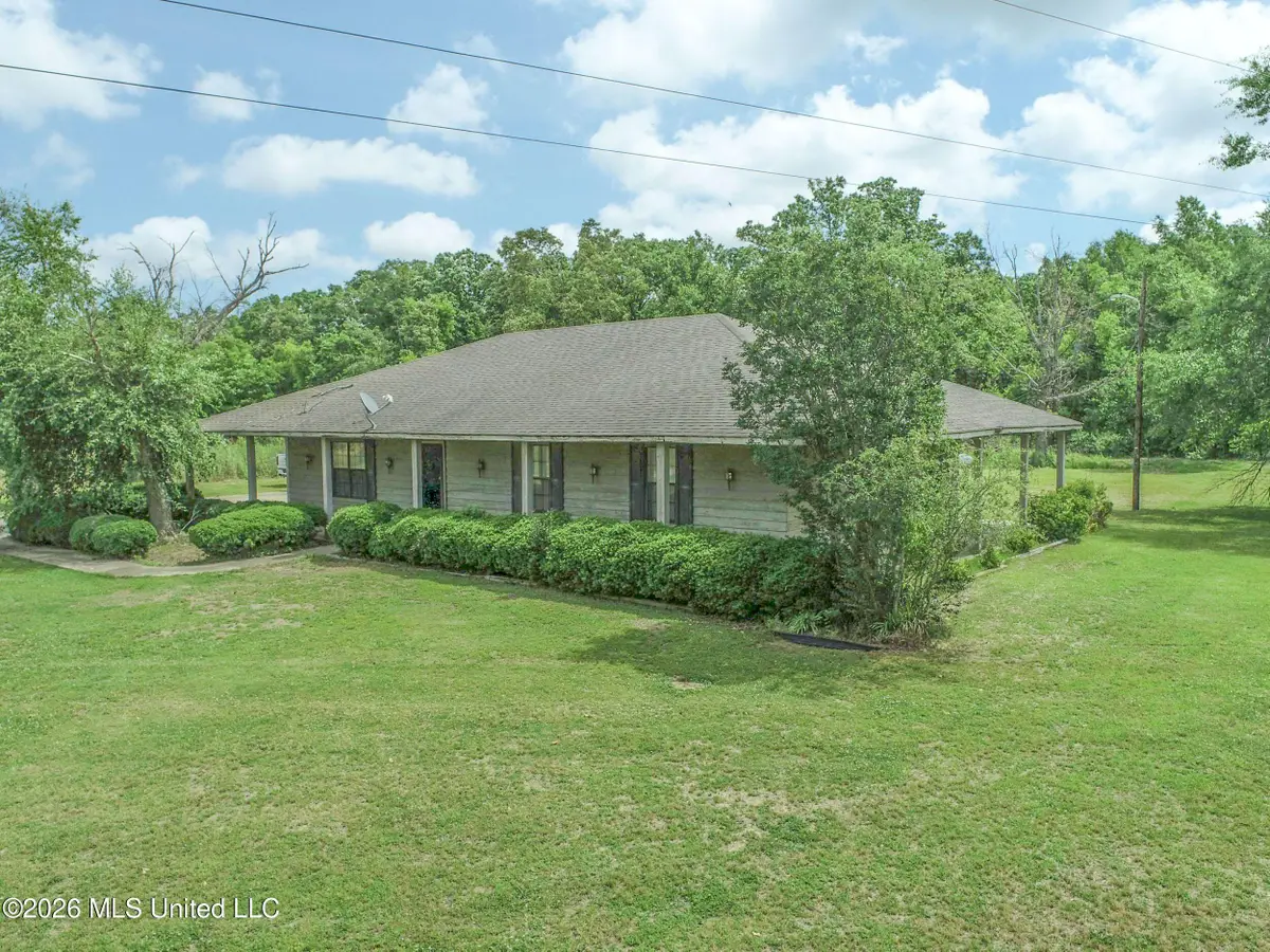 2336 Dummyline Road, Lambert, MS 38643 - #1