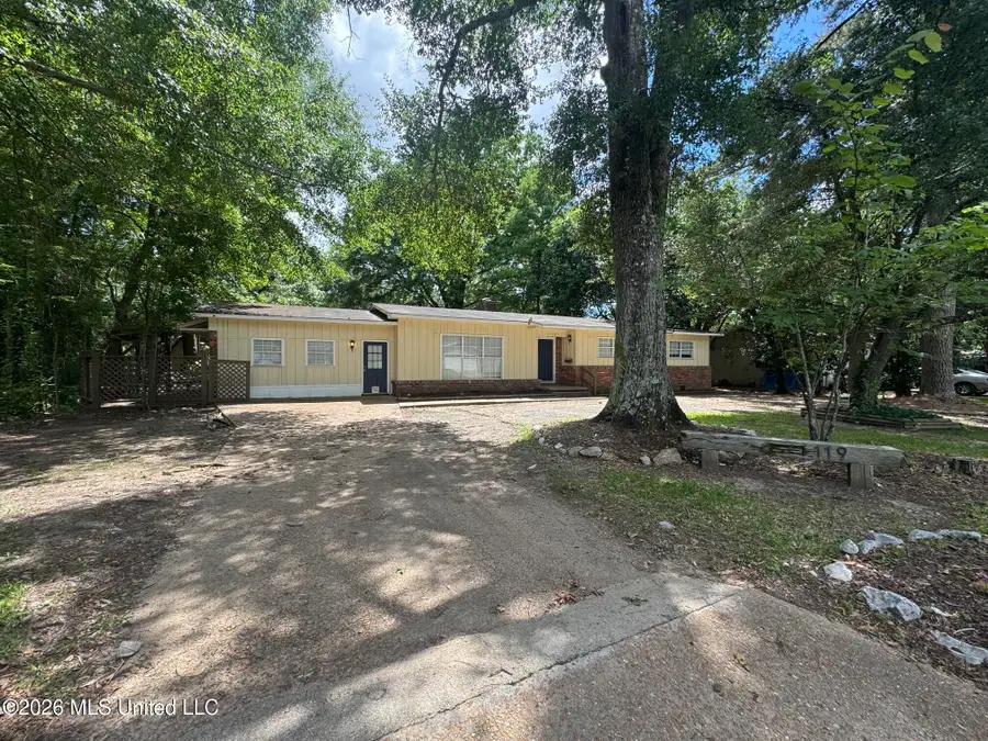 119 S Canton Club Circle, Jackson, MS 39211 - #2