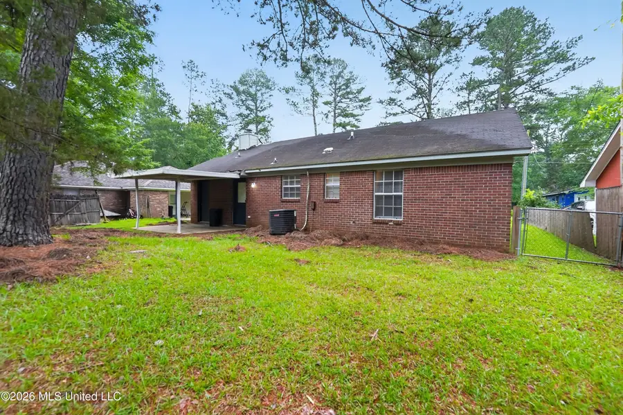 1438 Summit Avenue, Jackson, MS 39212 - #2