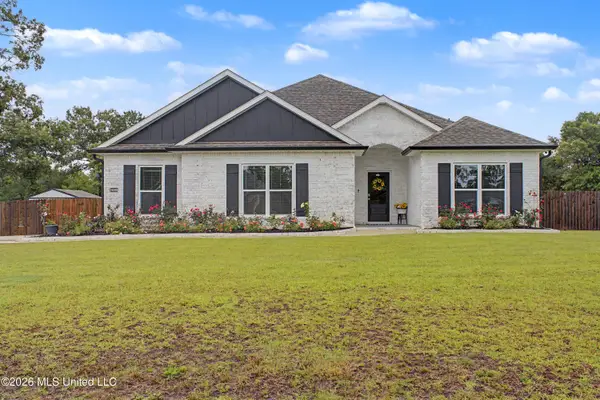 19069 Harrington Circle, Biloxi, MS 39532