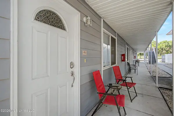1664 Beach Boulevard, Biloxi, MS 39531