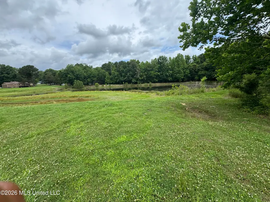 1433 Ross Circle, Jackson, MS 39209 - #3