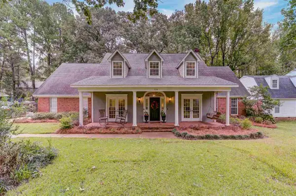 104 Countrywood Circle, Clinton, MS 39056