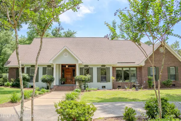 14188 Longwood Circle, D'Iberville, MS 39540