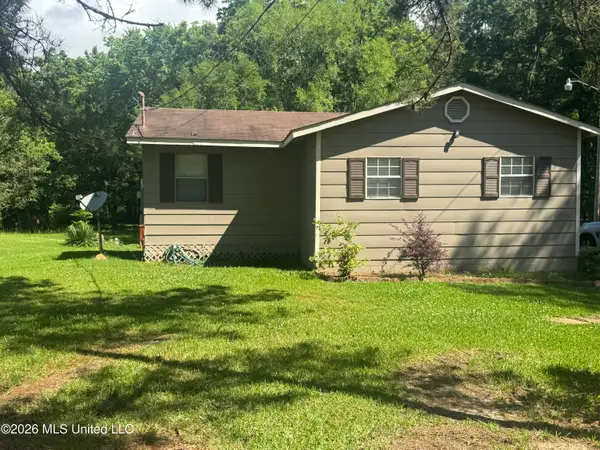 1484 Clinton Raymond Road, Clinton, MS 39056