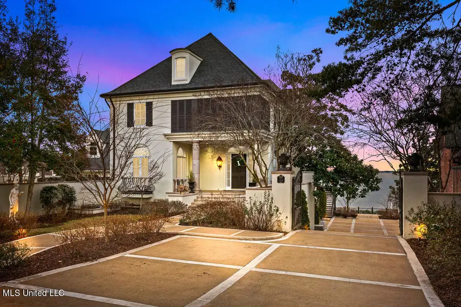 133 Overlook Pointe Drive, Ridgeland, MS 39157 - #2