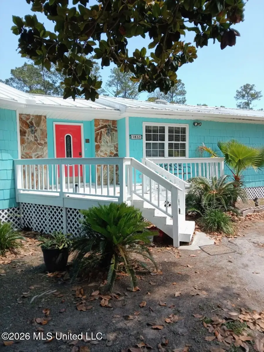 1832 Seacrest, Gautier, MS 39553 - #2