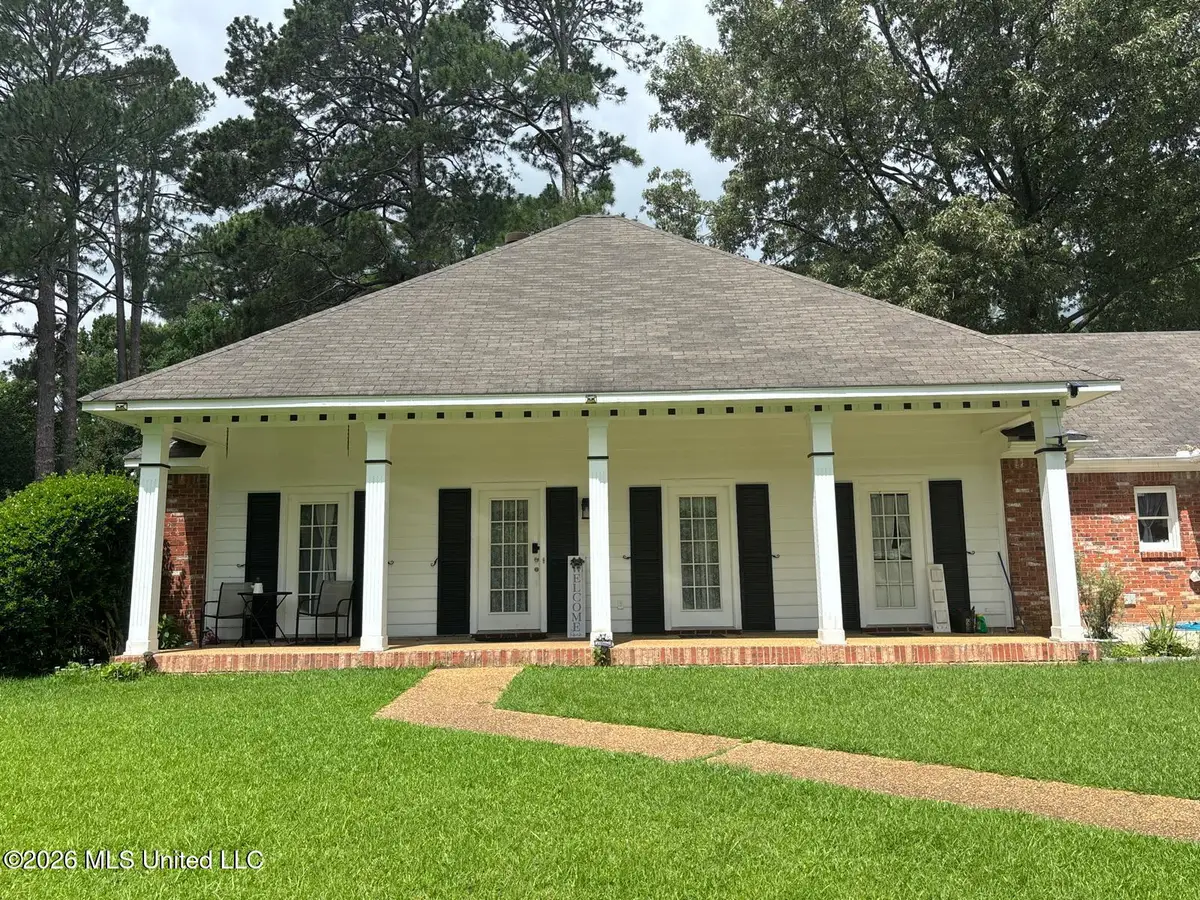 207 S Pear Orchard Road, Ridgeland, MS 39157 - #1