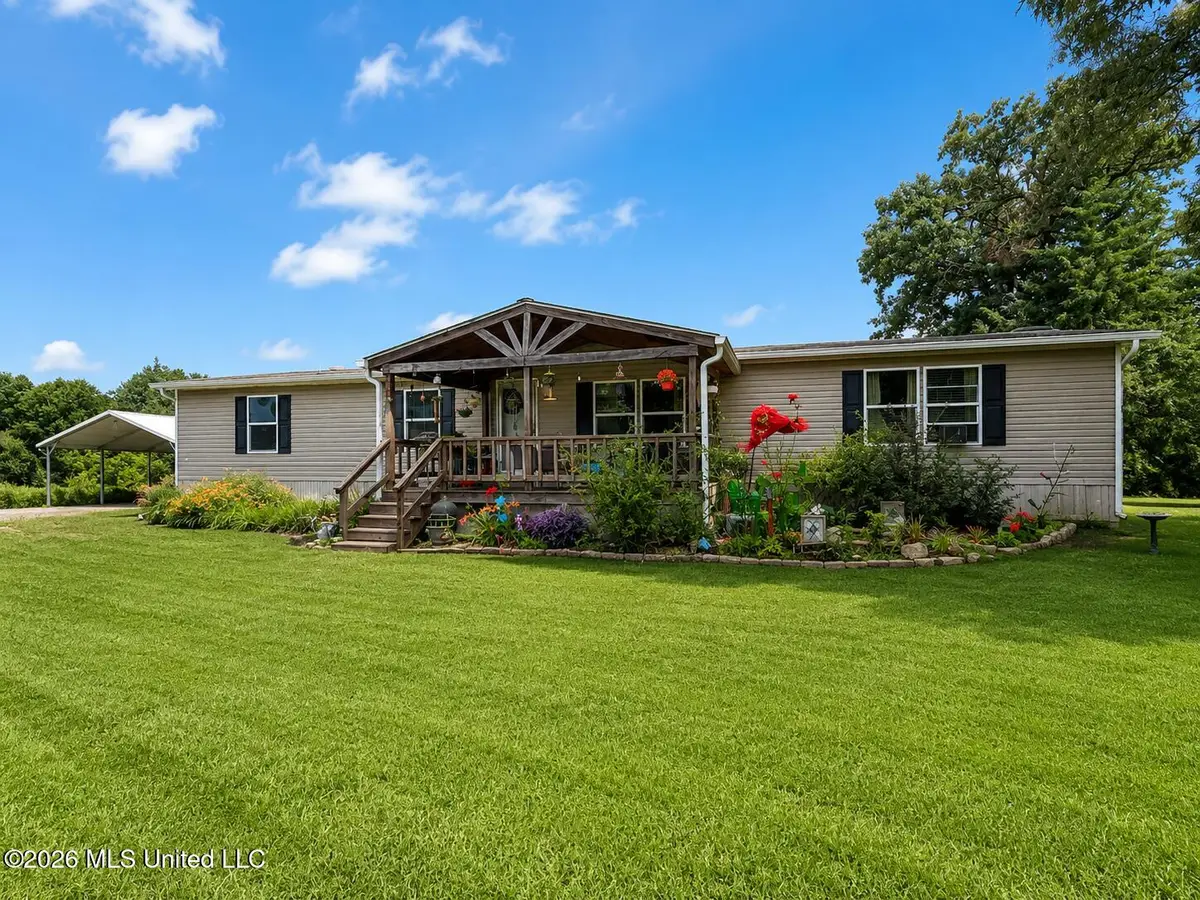 5207 Mudline Road, Enid, MS 38927 - #1