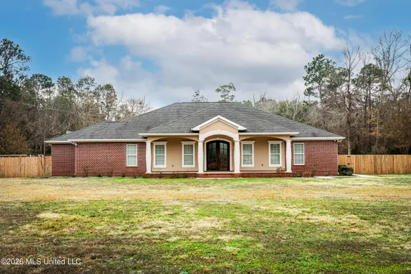 5851 Old Spanish Trail, Ocean Springs, MS 39564